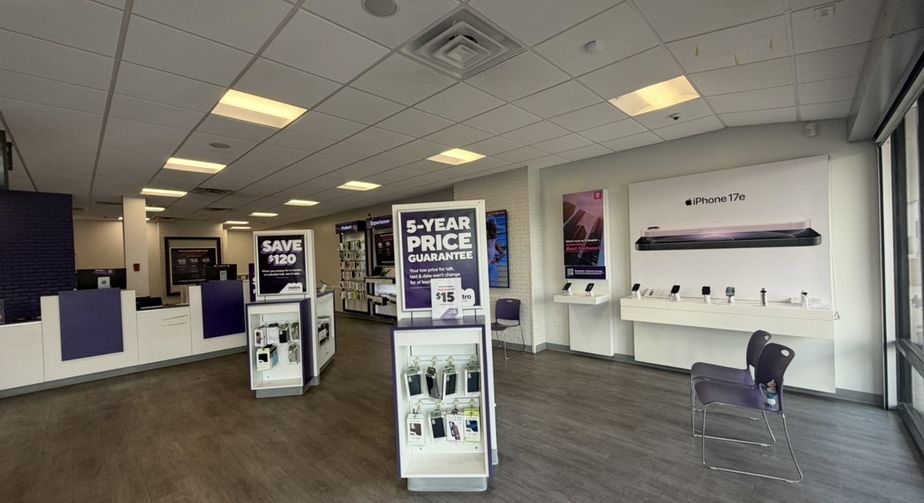 Metro by T-Mobile 10757 Gulf Frwy - 10757 Gulf Frwy 