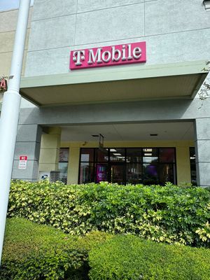 T-Mobile Authorized Retailer