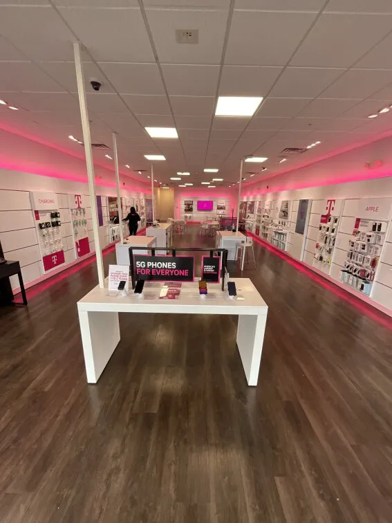  Interior photo of T-Mobile Store at Rt 30 & Greengate, Greensburg, PA 