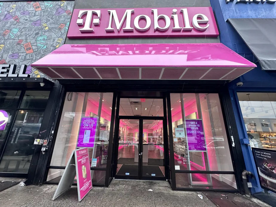  Exterior photo of T-Mobile Store at Ditmars Blvd & 31st St, Astoria, NY 