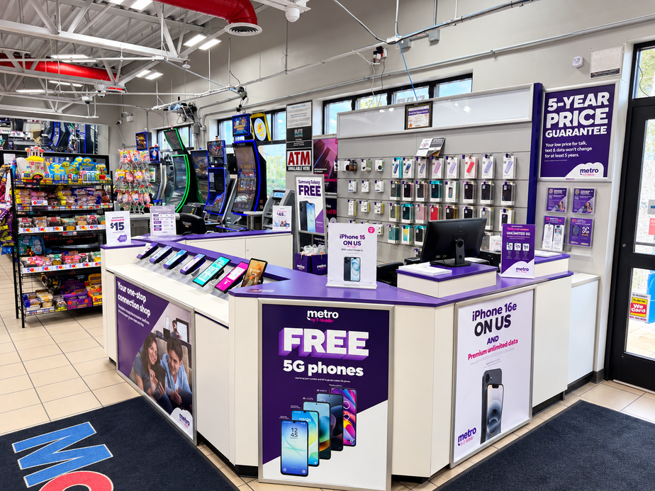 Metro by T-Mobile 4750 211th St - 4750 211th St 