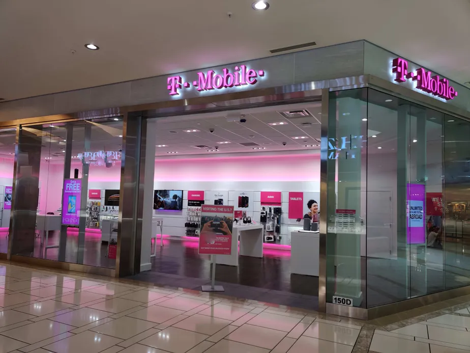 Exterior photo of T-Mobile store at International Plaza Mall, Tampa, FL