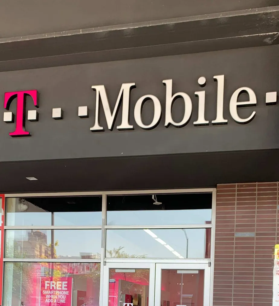  Exterior photo of T-Mobile store at Broadway & 237th St, Bronx, NY 