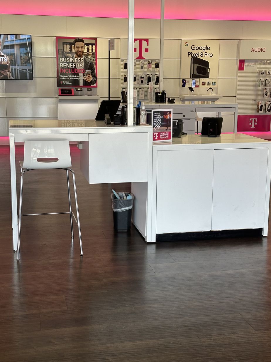 Interior photo of T-Mobile Store at 9th Ave North & 18th St N, Bessemer, AL