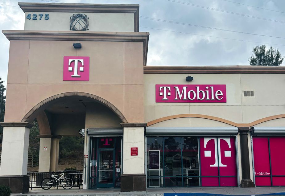Exterior photo of T-Mobile Store at University & 215, San Bernardino, CA