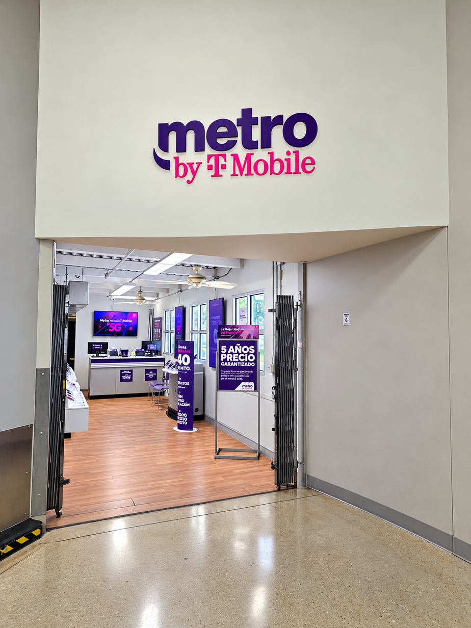 Metro by T-Mobile 108 N. Rosillo Inside Heb - 108 N. Rosillo Inside Heb 