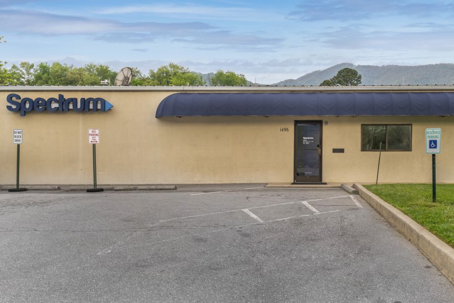 Spectrum - 1496 Sulphur Springs Rd 