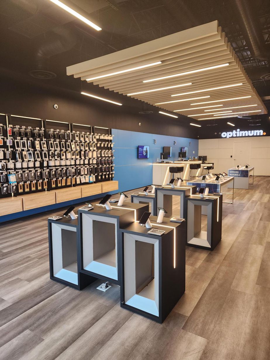  Tyler - Troup 8551 Inside Store 2.jpg 