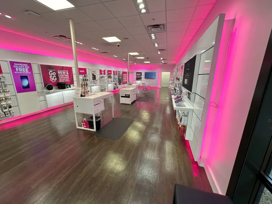 Interior photo of T-Mobile Store at Kirkman & Metropolis, Orlando, FL
