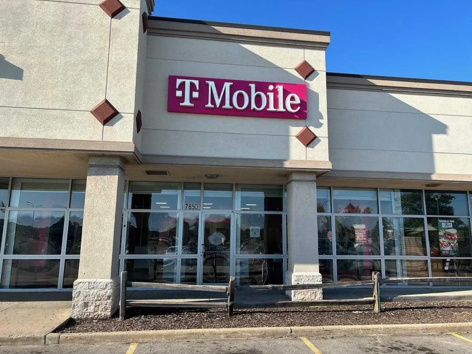  Exterior photo of T-Mobile Store at Layton Ave & W Forest Home Ave, Greenfield, WI 