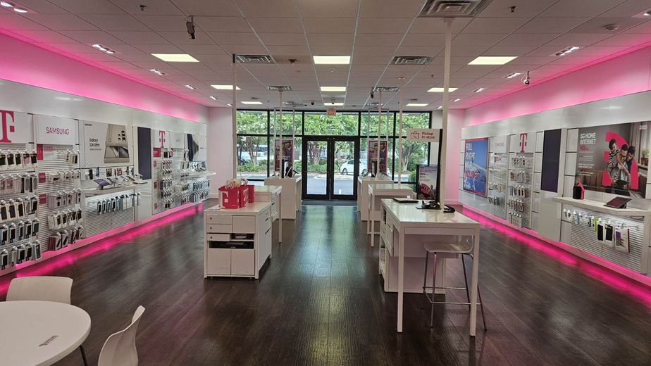 Interior photo of T-Mobile Store at Centre Point, Charleston, SC