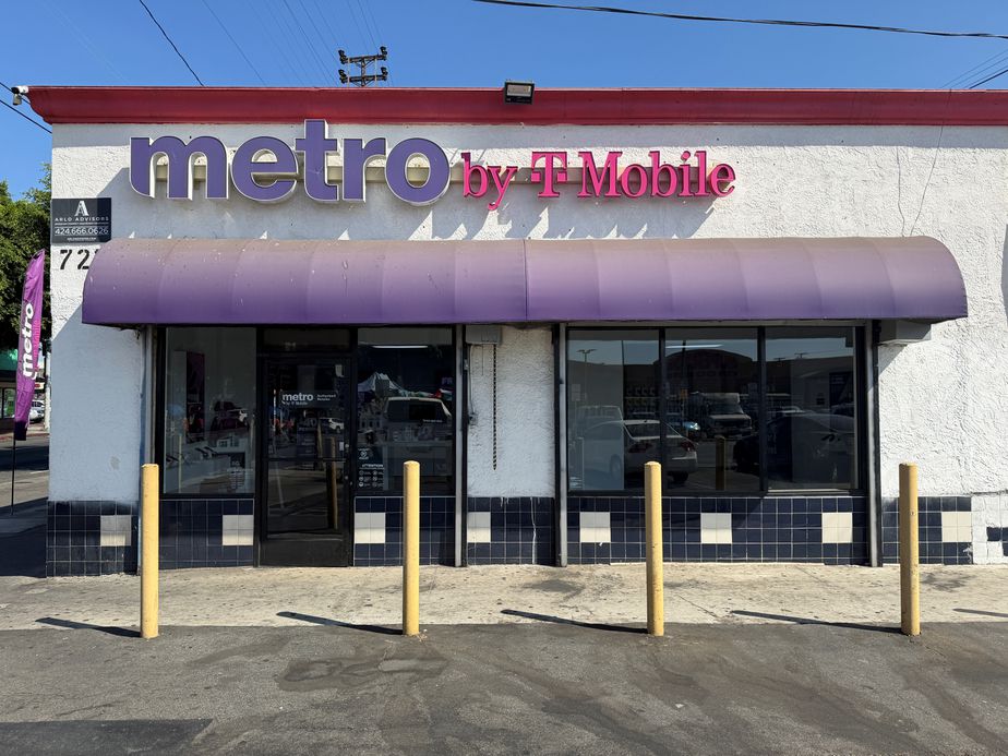 Metro by T-Mobile 7210 COMPTON AVE - 7210 COMPTON AVE 