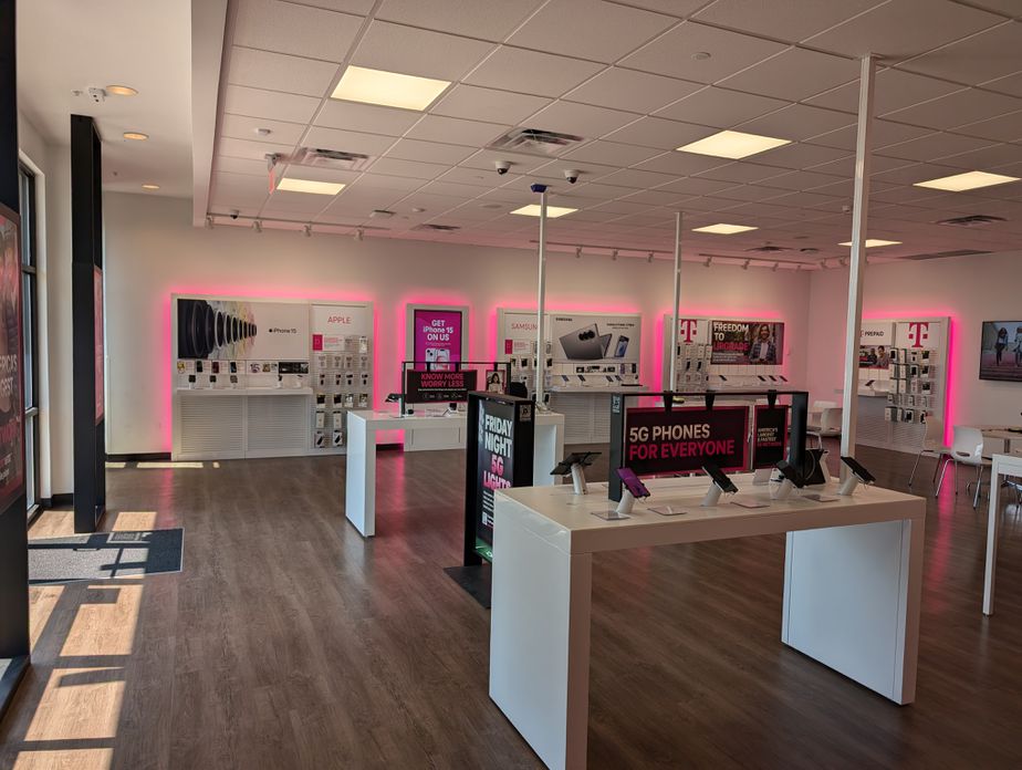 Interior photo of T-Mobile Store at N Hwy 97 & Nels Anderson Pl, Bend, OR