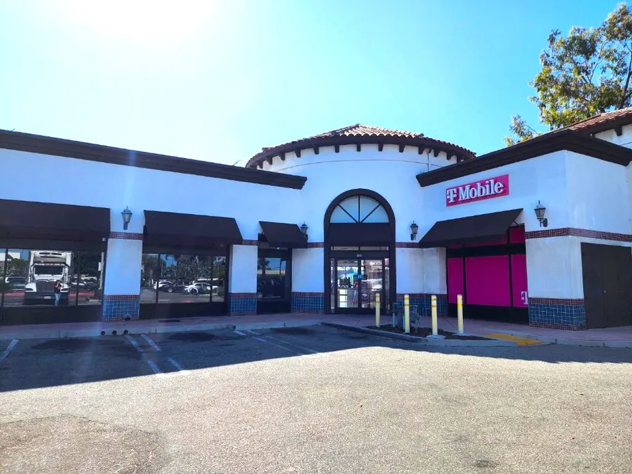 TMobile Wooley & Oxnard at 5 Points Oxnard, CA