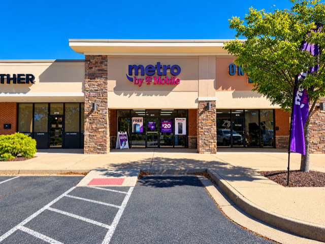 Metro by T-Mobile 8117 Staples Mill Rd - 8117 Staples Mill Rd 