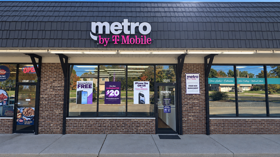 Metro by T-Mobile 3375 Springdale Rd - 3375 Springdale Rd 