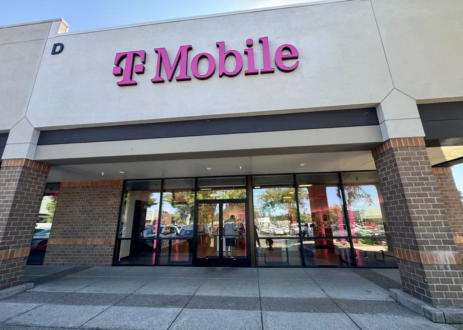  Exterior photo of T-Mobile Store at Chkalov Dr & SE 5th St, Vancouver, WA 