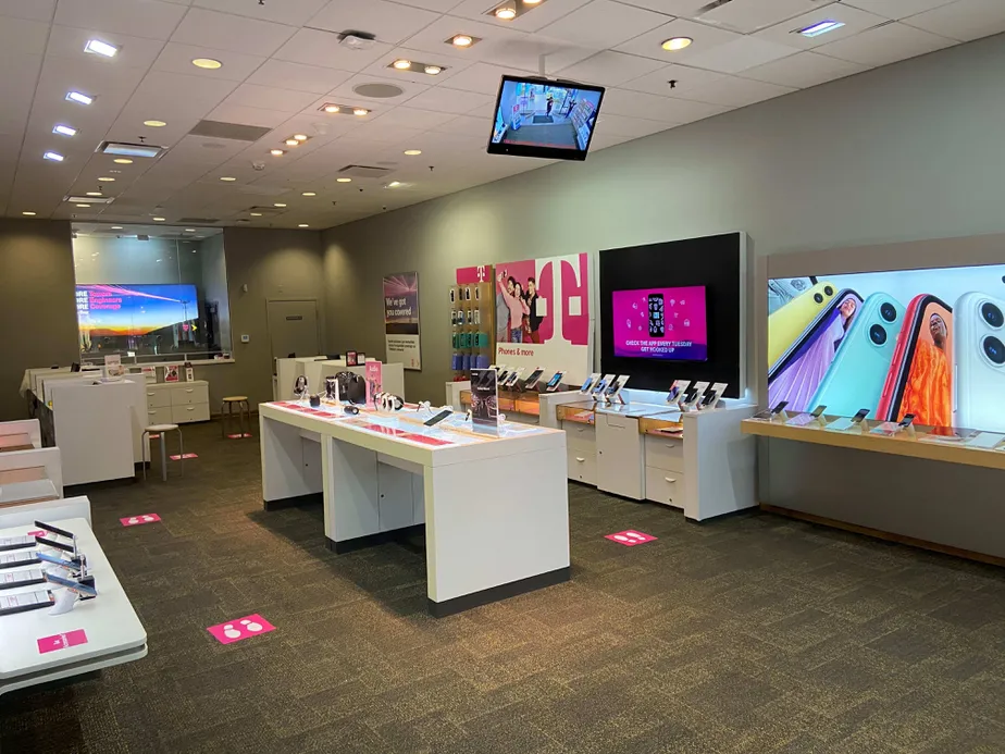 Interior photo of T-Mobile Store at Gurnee Mills 9, Gurnee, IL
