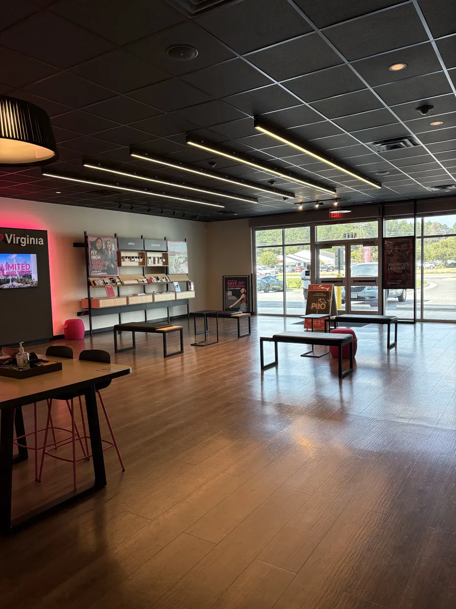  Interior photo of T-Mobile Store at Shoppes at Gloucester, Gloucester, VA 