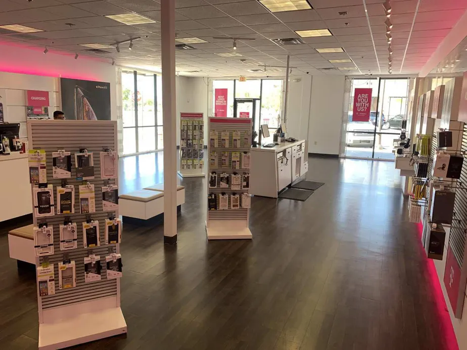  Interior photo of T-Mobile Store at S Cotton Ln & Canyon Trails Blvd, Goodyear, AZ 