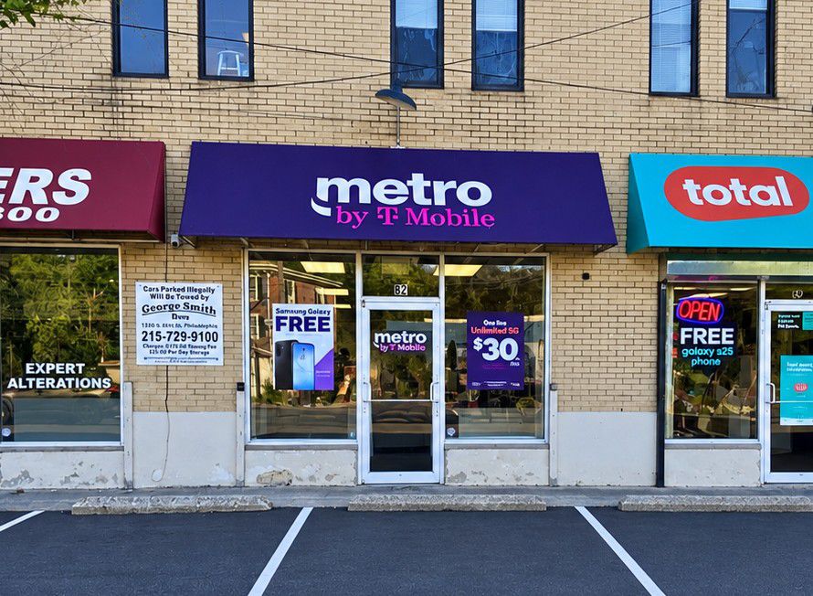 Metro by T-Mobile 14-20 Macdade Blvd - 14-20 Macdade Blvd