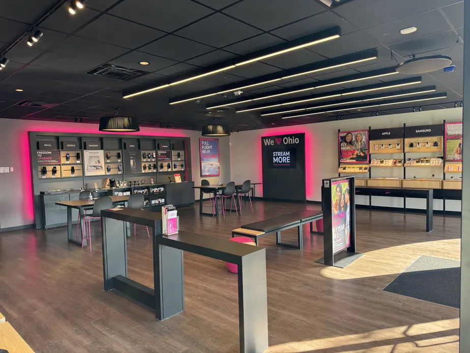  Interior photo of T-Mobile Store at Wagner & Russ, Greenville, OH 
