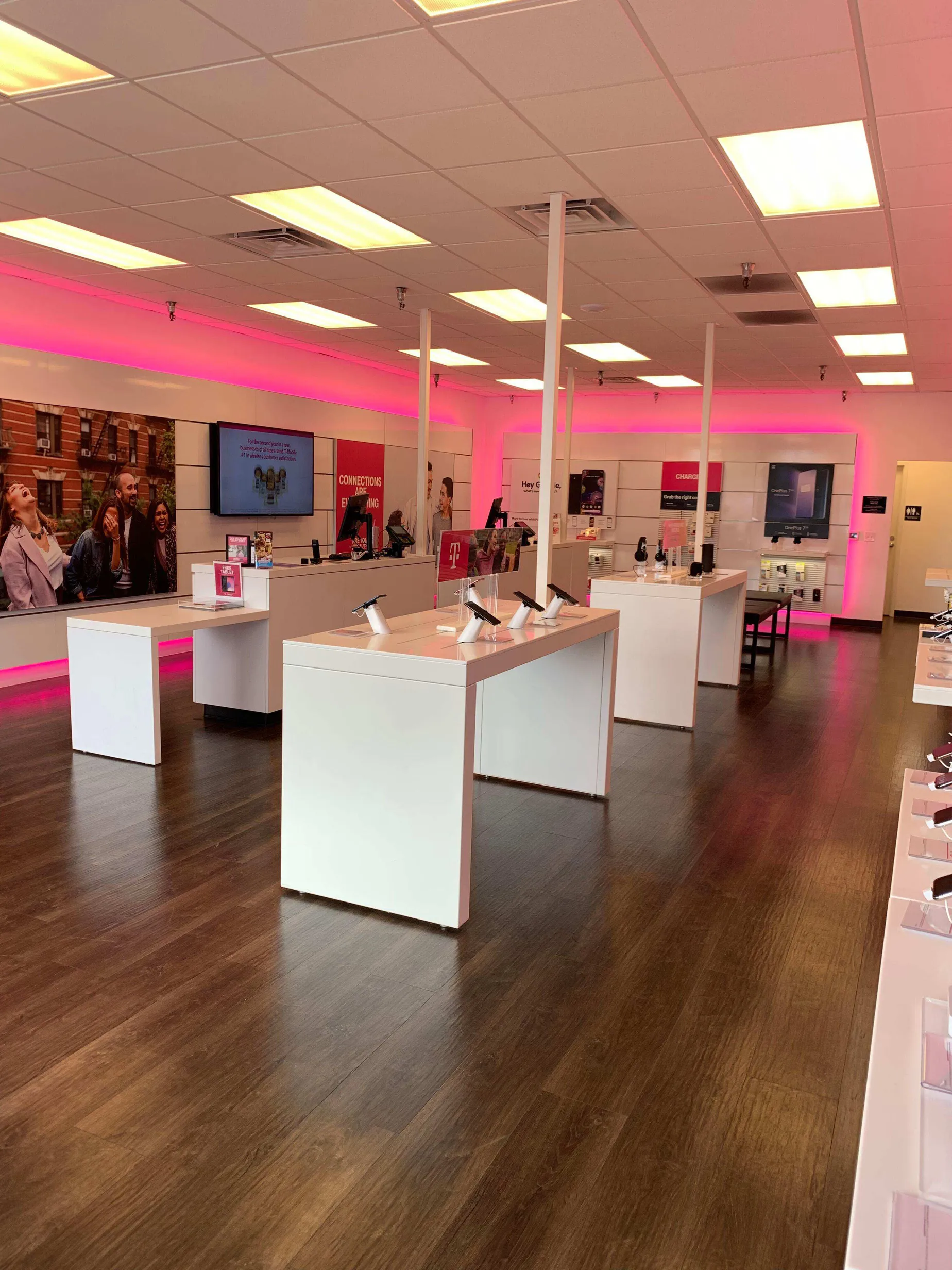 TMobile Center & Robbins Molalla, OR