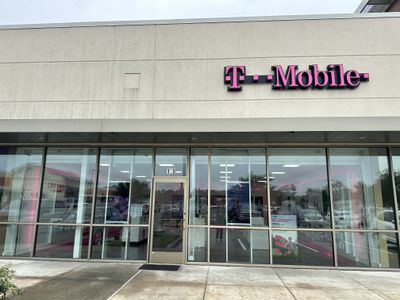T-Mobile Authorized Retailer
