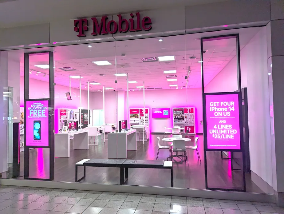 Exterior photo of T-Mobile Store at The Oaks Mall, Gainesville, FL