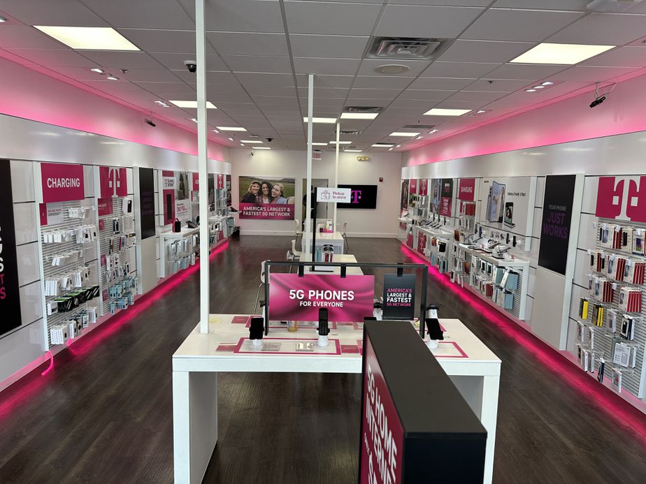 Interior photo of T-Mobile Store at Aquidneck Shopping Centre, Middletown, RI