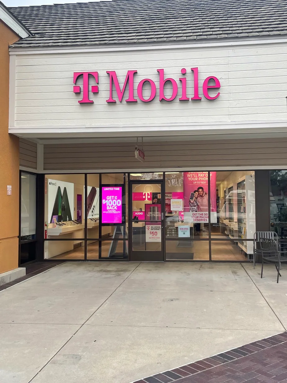 Exterior photo of T-Mobile Store at Channel Island Blvd & Wheelhouse Ave, Port Hueneme, CA