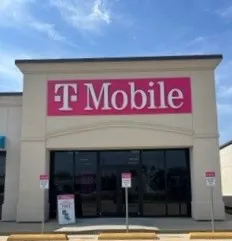 Foto del exterior de la tienda T-Mobile en LA-3162 & LA-3235, Cut Off, LA