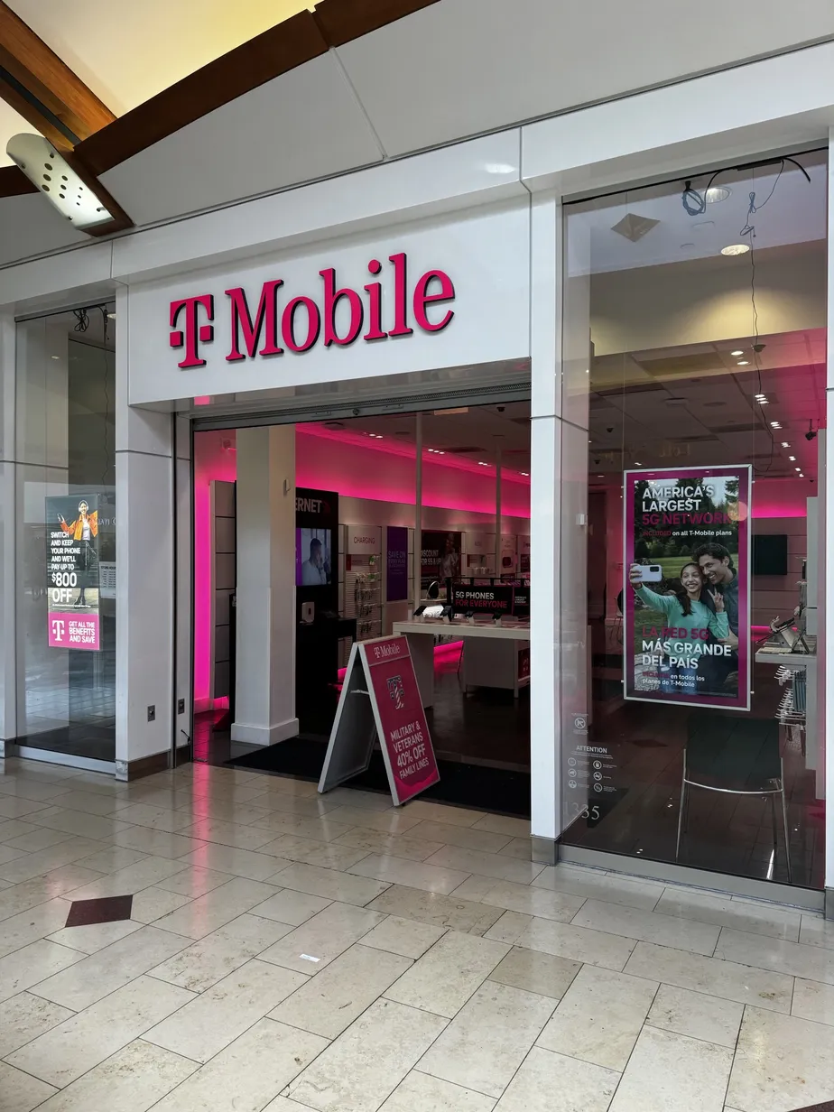  Exterior photo of T-Mobile Store at Annapolis Mall, Annapolis, MD 