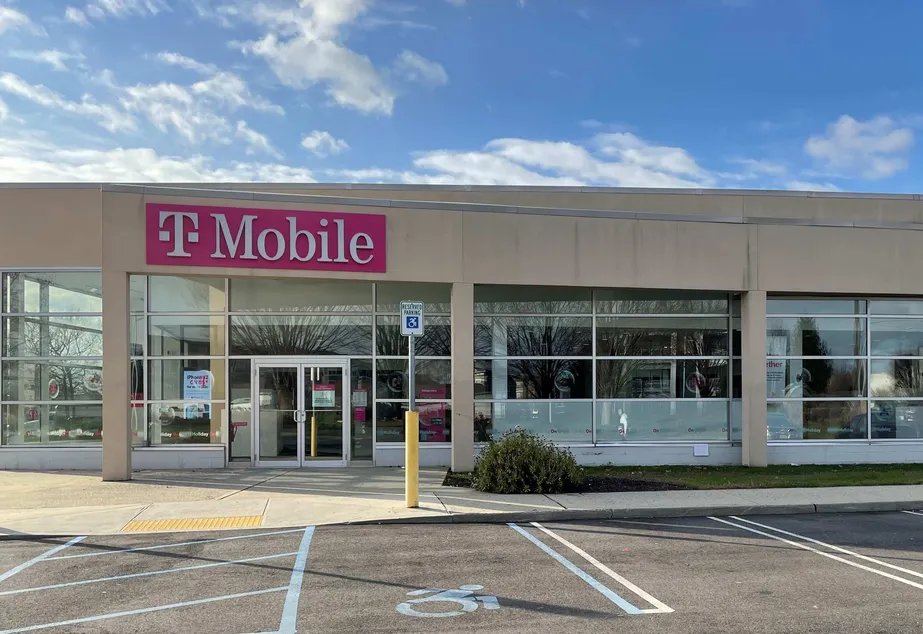 Exterior photo of T-Mobile store at Corporate Dr & Merchants Concourse, Westbury, NY