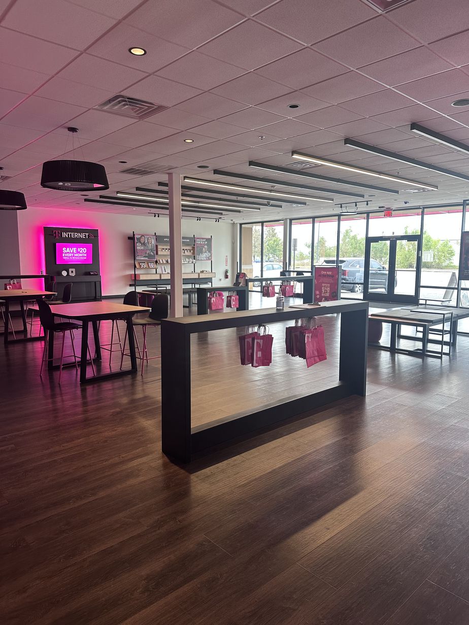 Interior photo of T-Mobile Store at Hwy 3089 & Thibaut Dr, Donaldsonville, LA