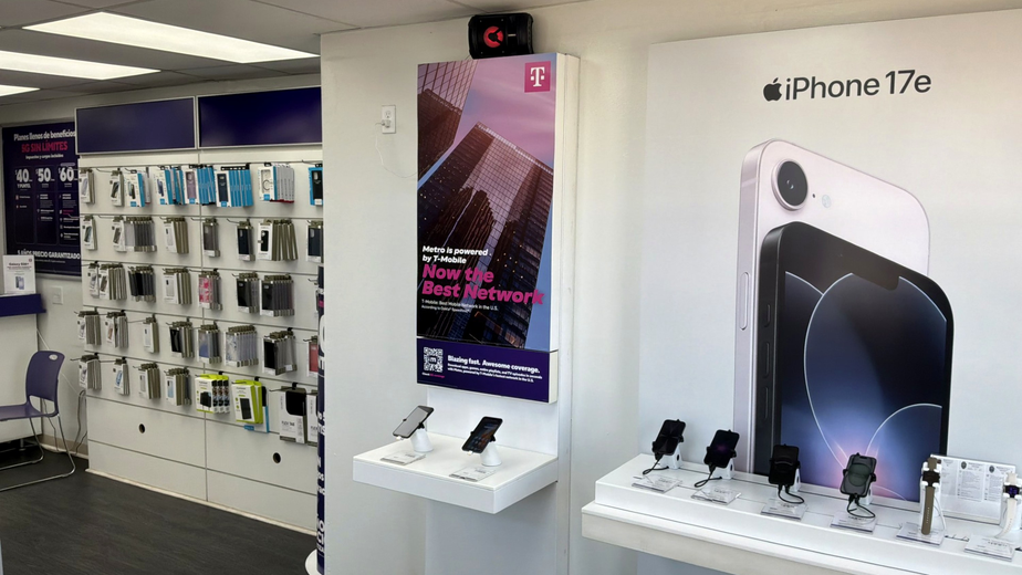 Metro by T-Mobile 3630 E Rosedale St - 3630 E Rosedale St 