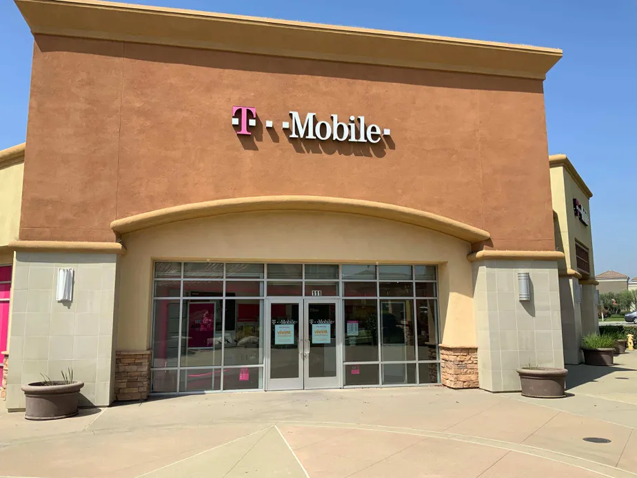 Exterior photo of T-Mobile store at 210 Freeway & Sierra Hwy, Fontana, CA