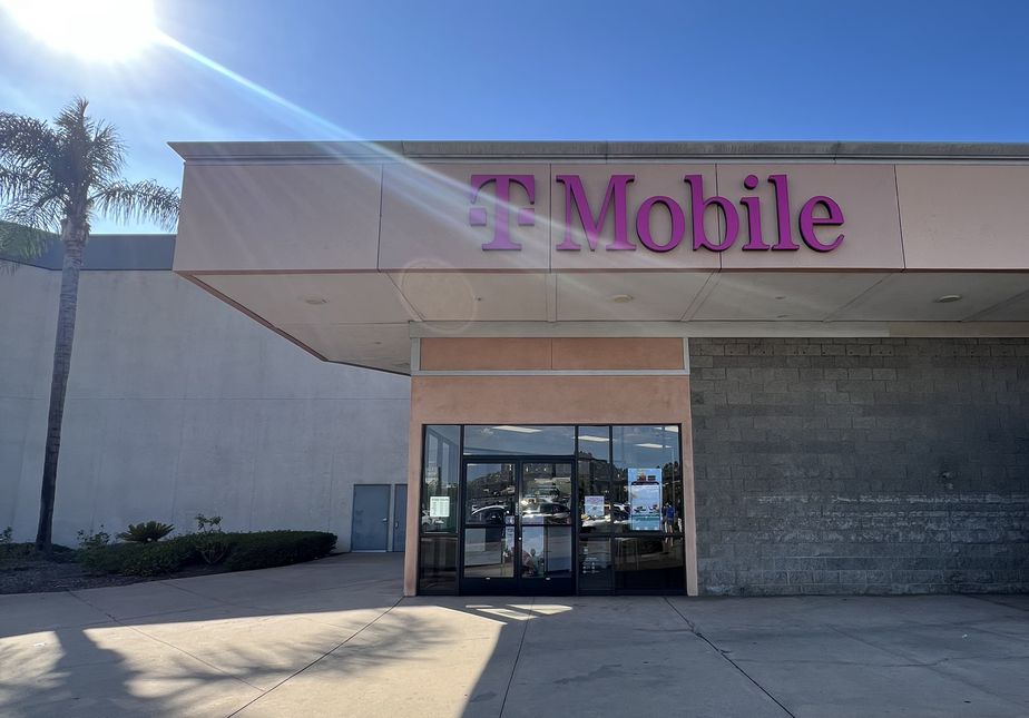 Exterior photo of T-Mobile Store at Grossmont Ctr Dr & Murray Dr, La Mesa, CA