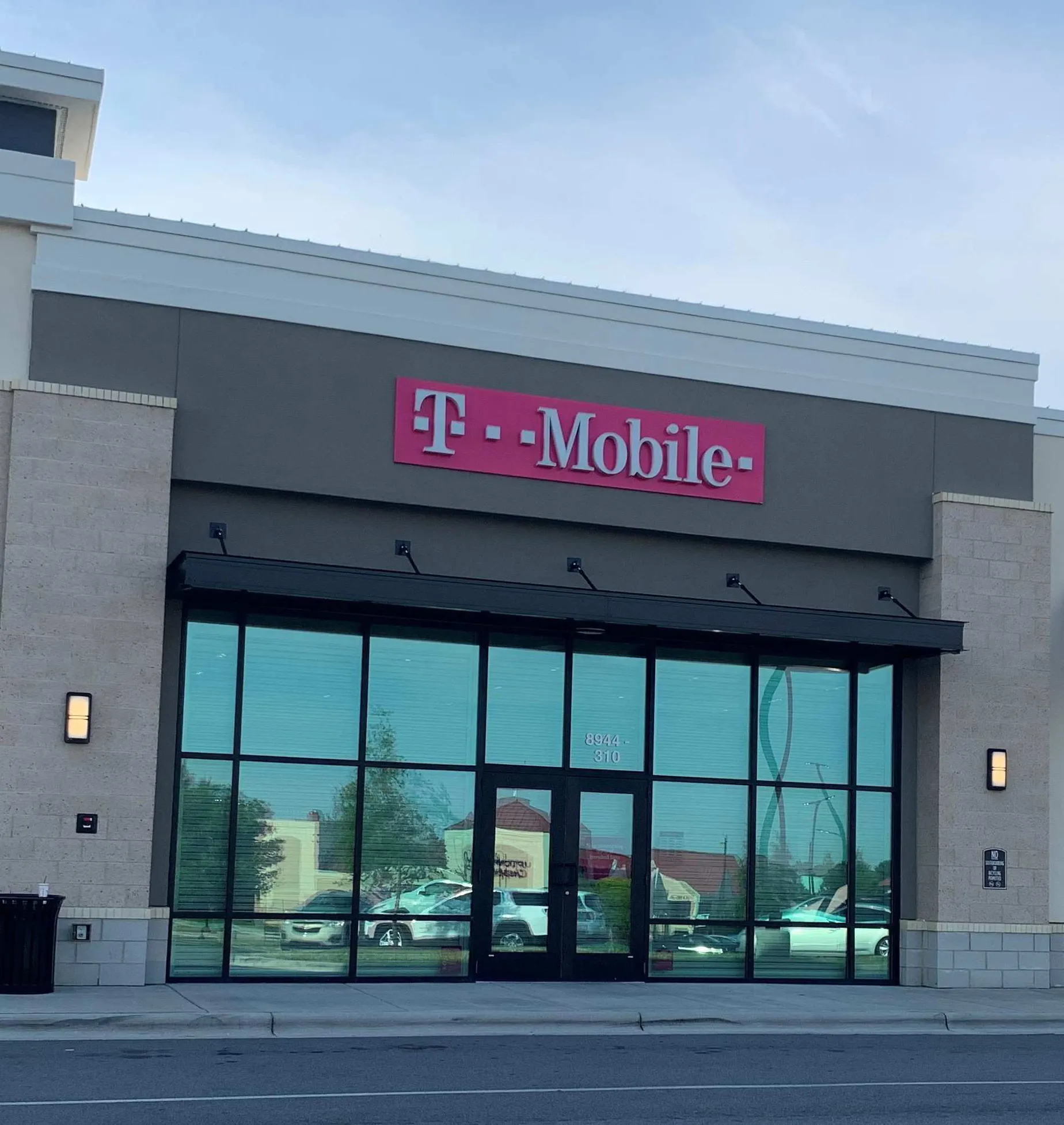 TMobile The Shoppes at Univ Place Charlotte, NC