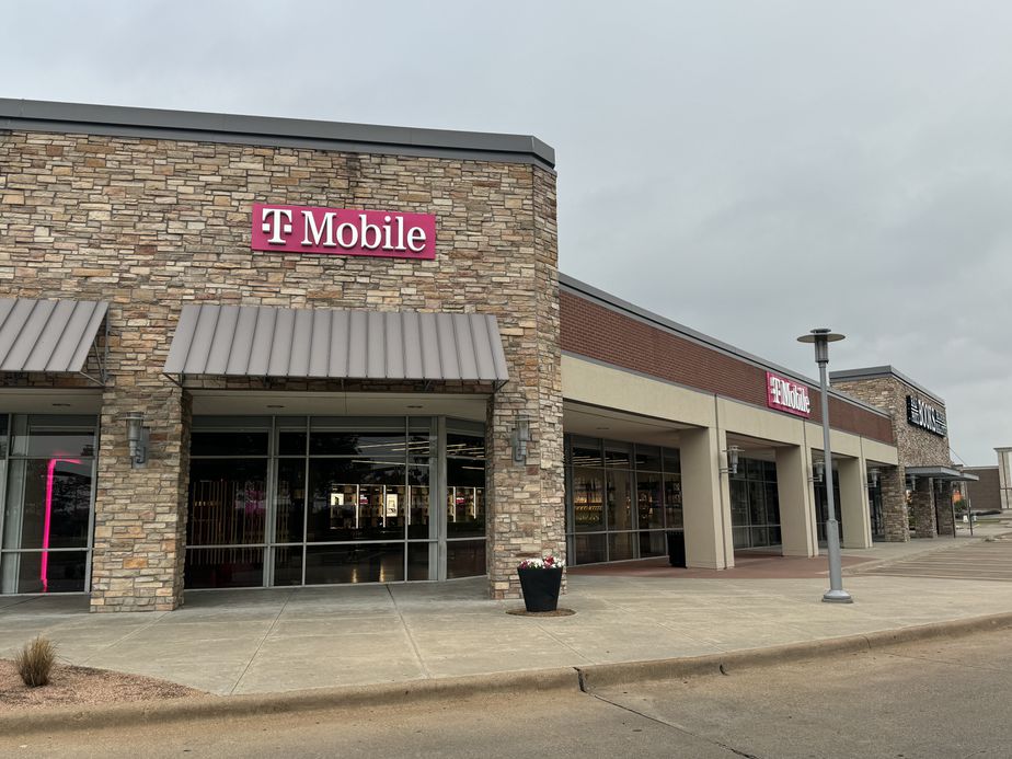 Exterior photo of T-Mobile Store at Market East, Mesquite, TX