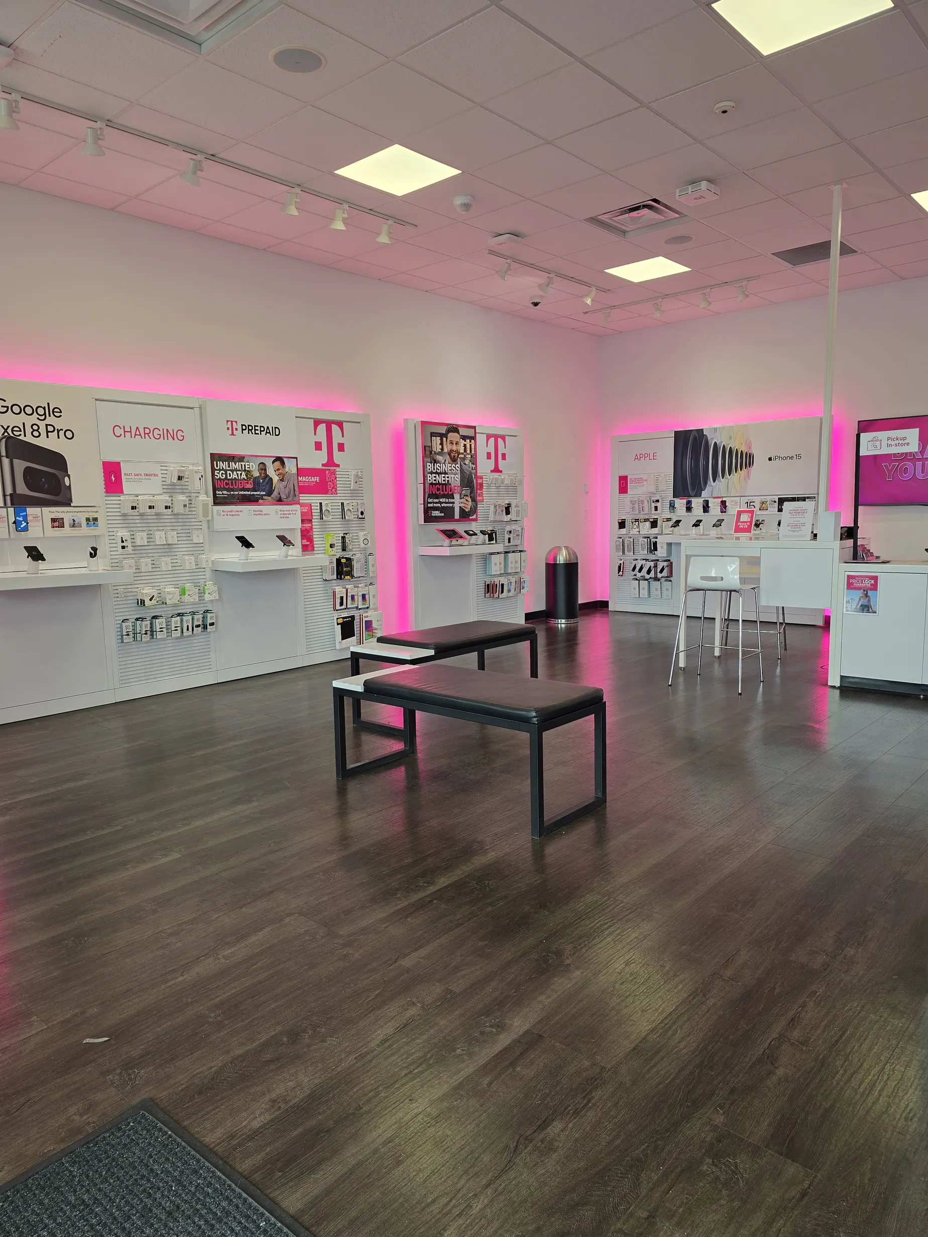 TMobile Gull Rd & Lake Crest Drive Kalamazoo, MI