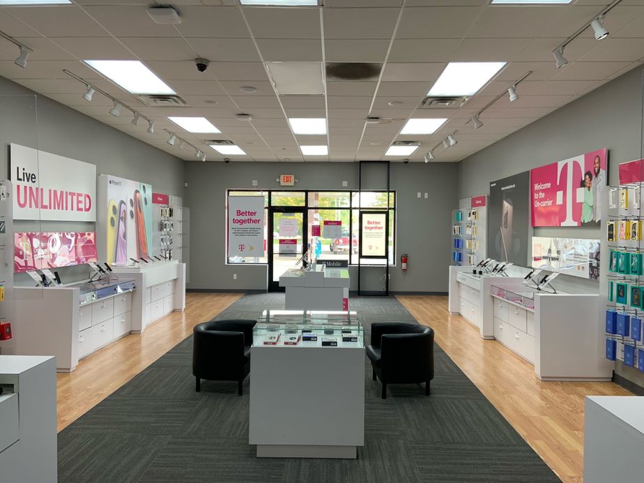 Interior photo of T-Mobile Store at 32 Mile Rd & E Saint Clair St, Washington Township, MI