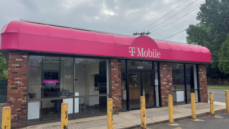 Exterior photo of T-Mobile Store at Greenwood Ave & Nottingham Way, Hamilton, NJ