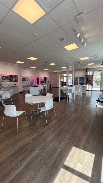 Interior photo of T-Mobile Store at AZ-69 & Prescott Lakes Pkwy, Prescott, AZ
