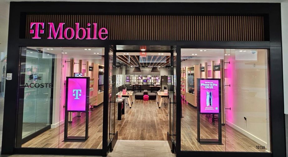 Exterior photo of T-Mobile Store at Town Center At Boca Raton, Boca Raton, FL