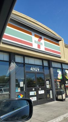 Image gallery for 7-Eleven