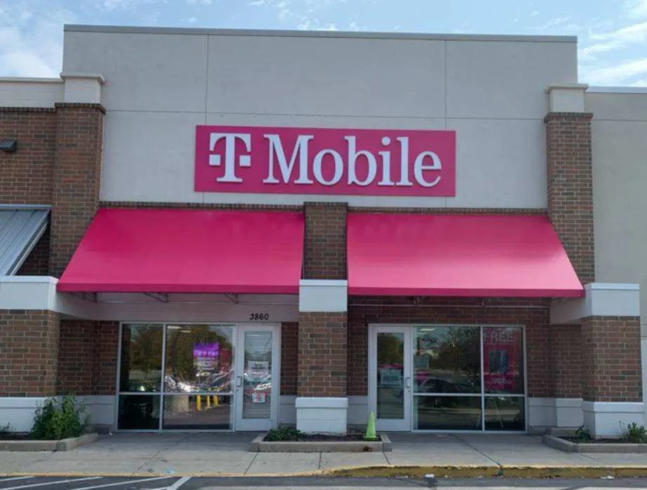 Exterior photo of T-Mobile store at N 124th St & W Feerick St, Wauwatosa, WI