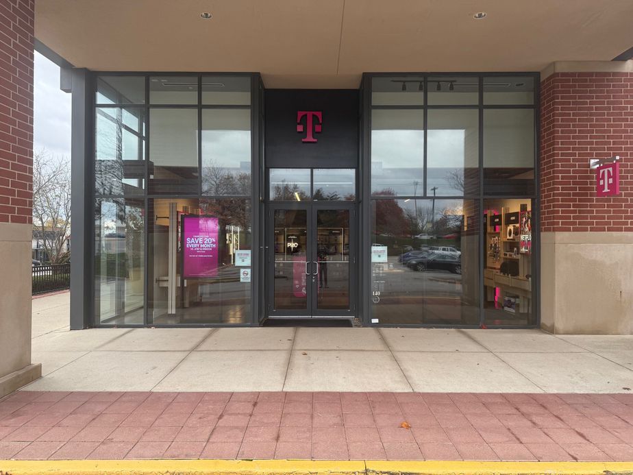Exterior photo of T-Mobile Store at Clay Terrace Blvd & 146th St Trl, Carmel, IN