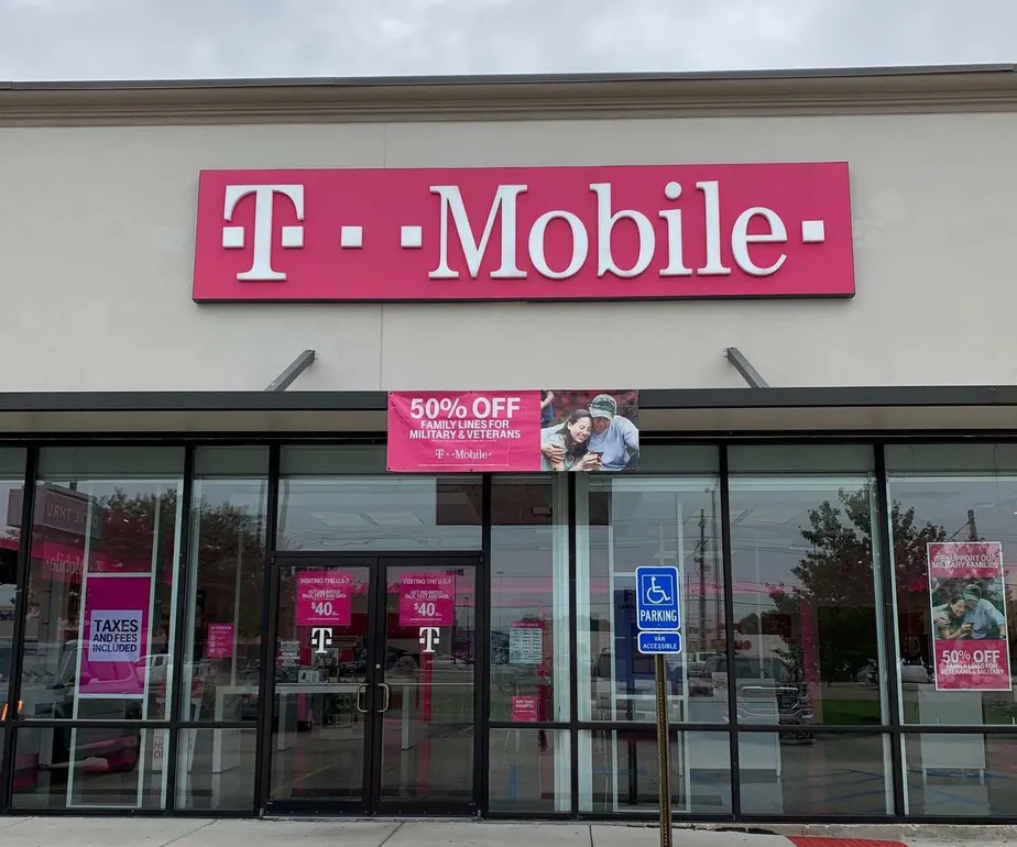 Exterior photo of T-Mobile store at Johnston St & Ambassador Caffery, Lafayette, LA
