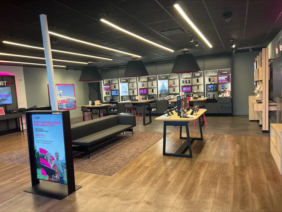  Interior photo of T-Mobile Store at Totowa & Rt46, Totowa, NJ 